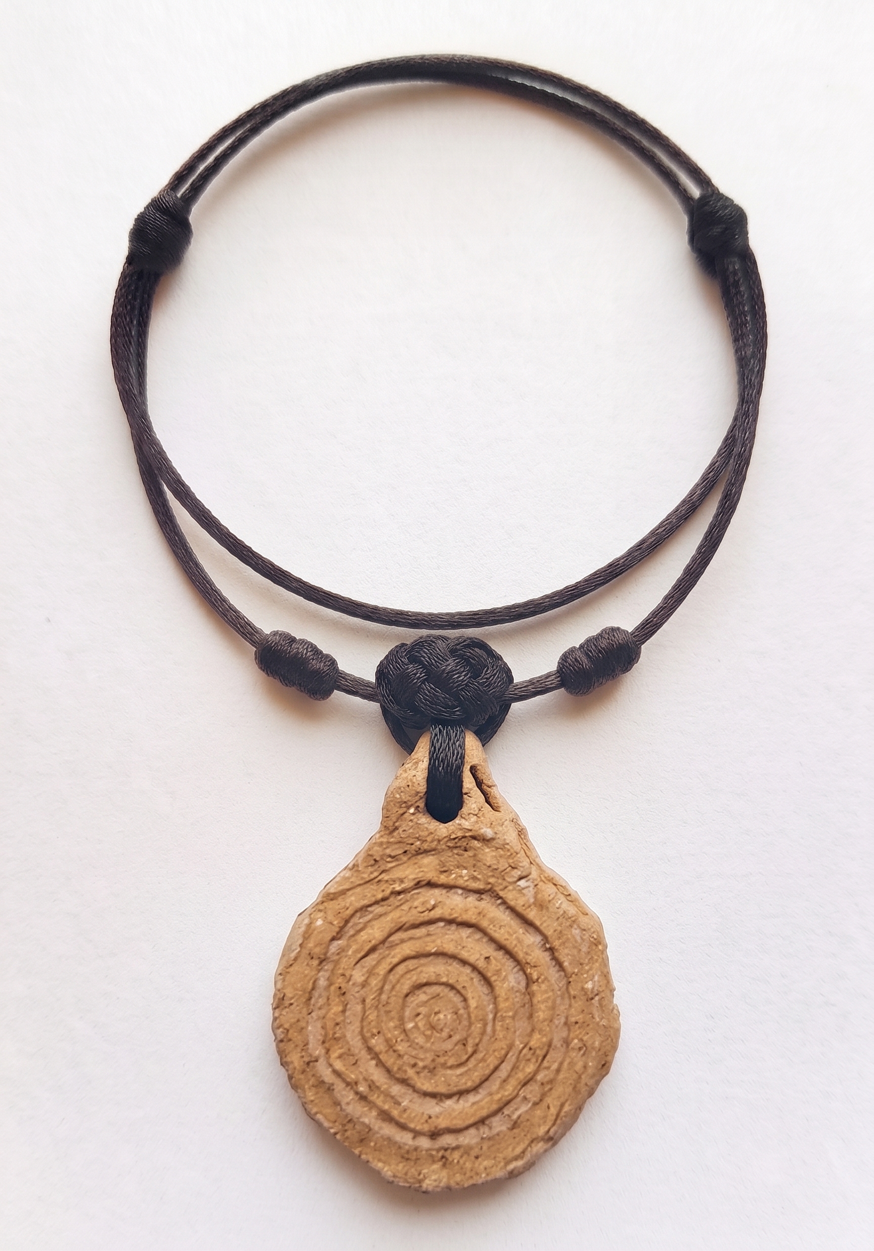 Colgante de Barro Pintadera Espiral