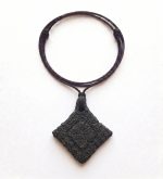 Colgante de Barro Negro Pintadera Romboide Doble